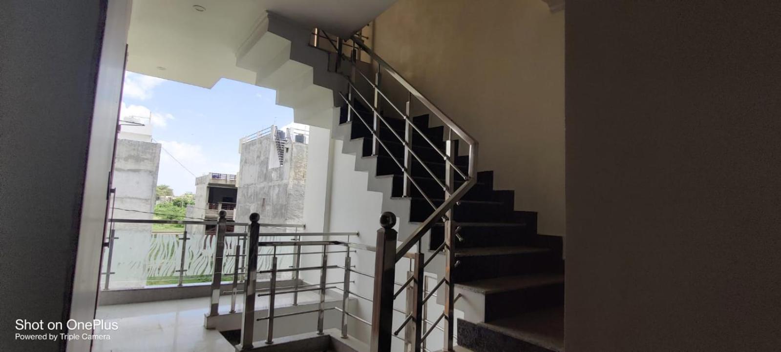 Blessing'S Home Stay 4 Bedroom Luxury Villa Λάκναου Εξωτερικό φωτογραφία